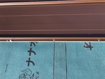 屋根ビス留め写真
