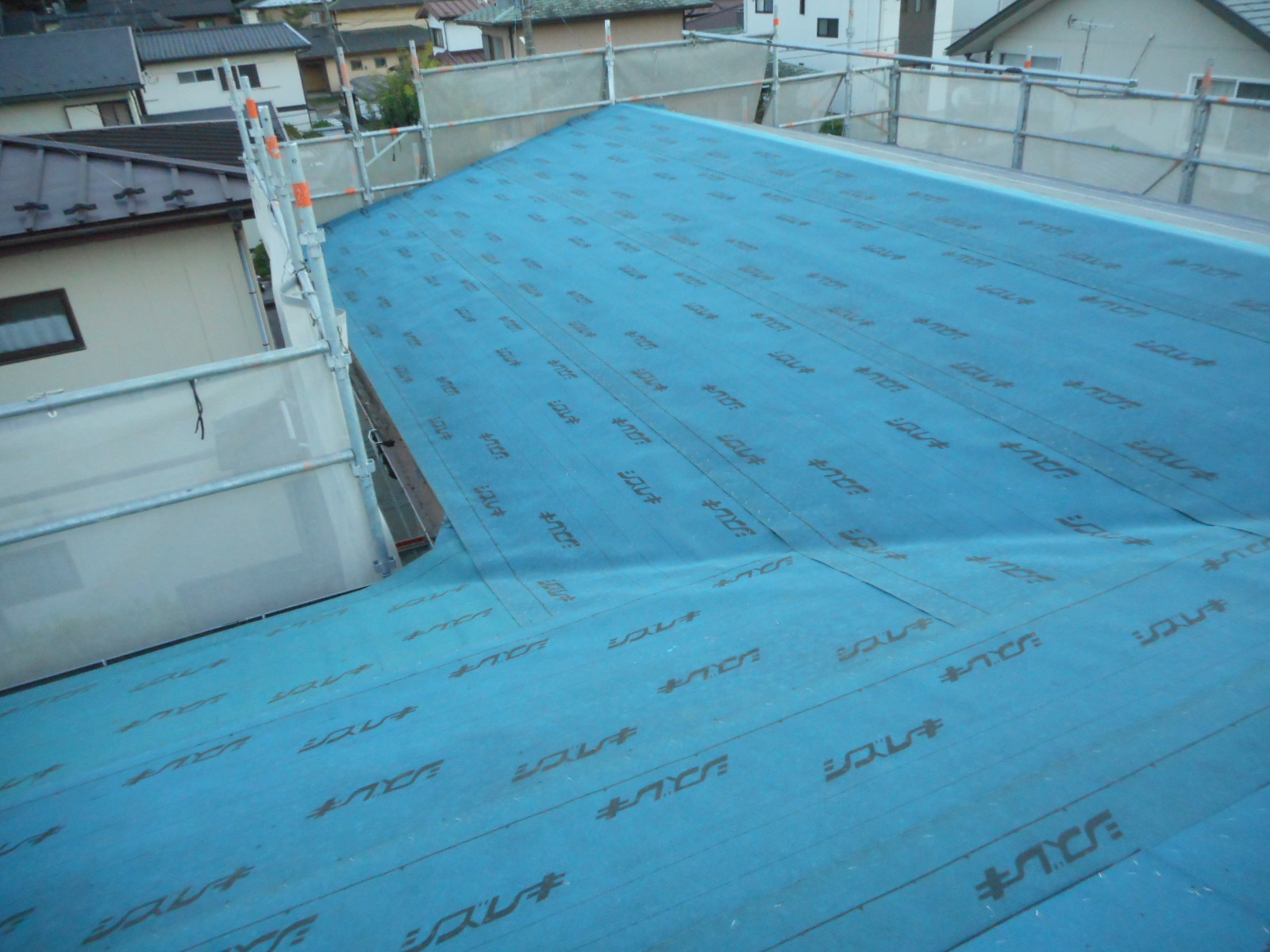 防水紙の屋根